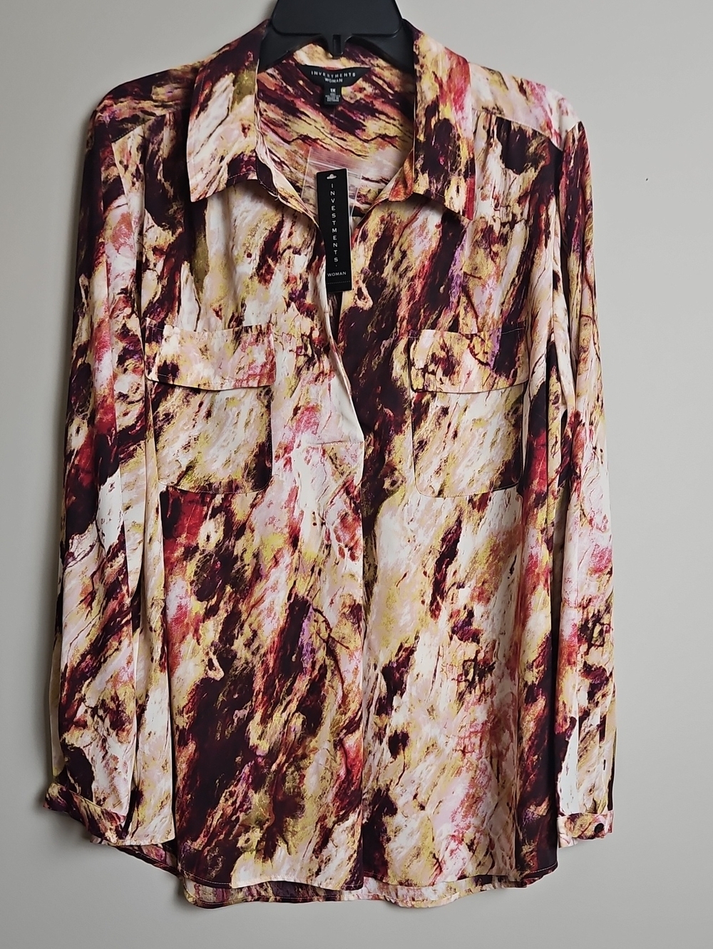 Investments Long Sleeve V-neck Collared Tunic: Natural Marble Print: 1X